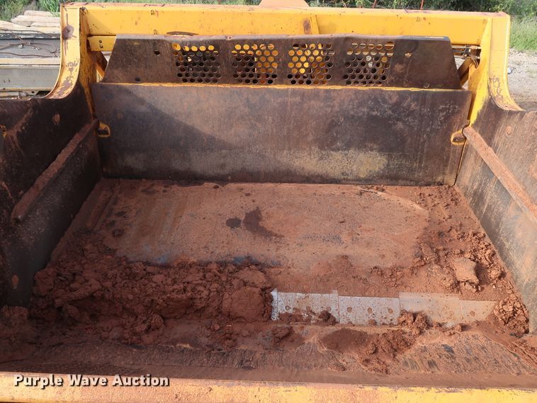 image for item DG4227 2010 John Deere 2112E scraper