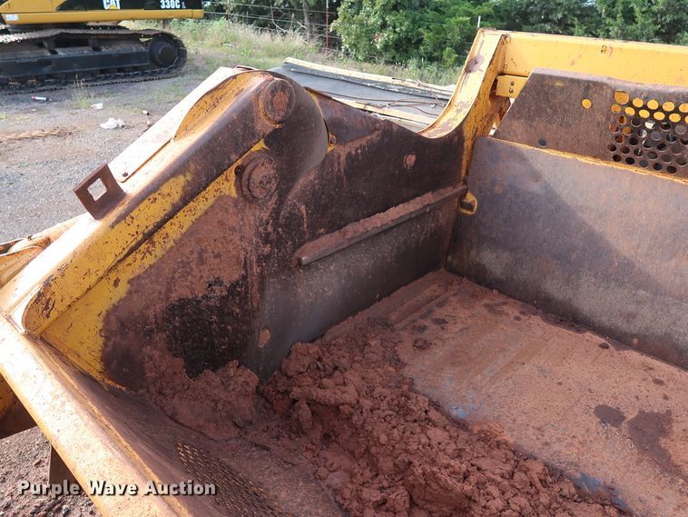 image for item DG4227 2010 John Deere 2112E scraper