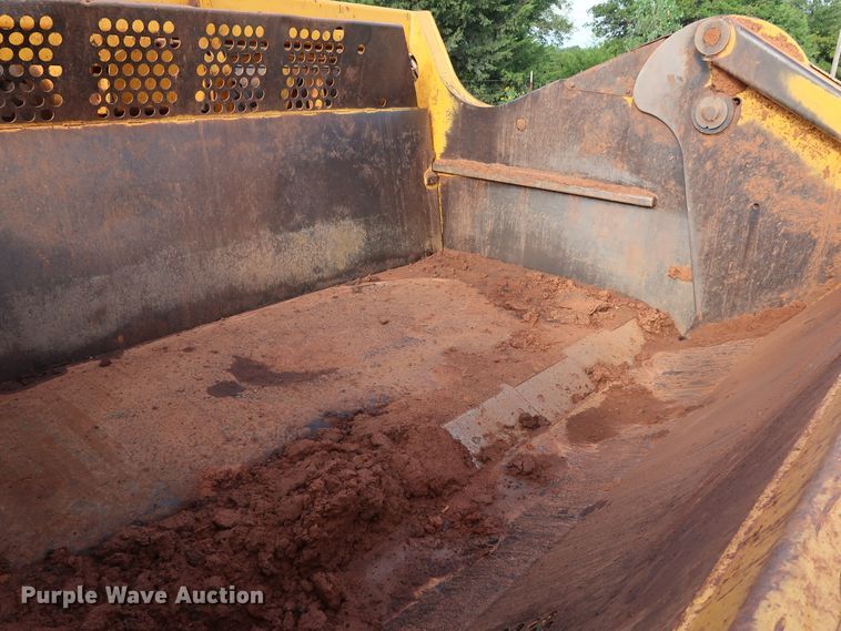 image for item DG4227 2010 John Deere 2112E scraper