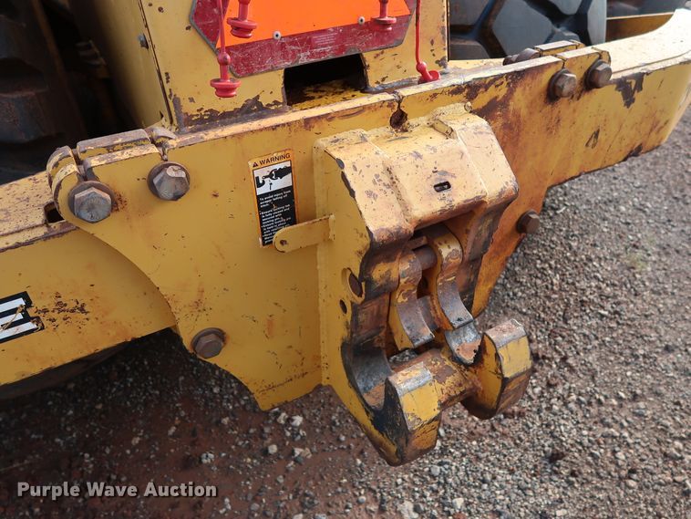 image for item DG4227 2010 John Deere 2112E scraper