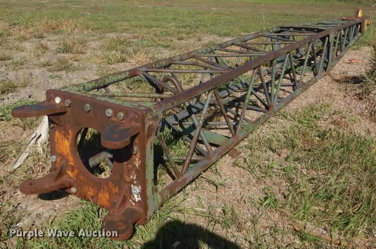 image for item DG5840 1985 International 2375 crane truck