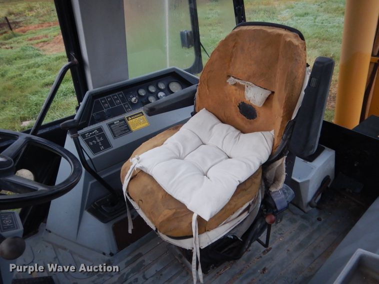 image for item DG5844 1993 Caterpillar 436B backhoe