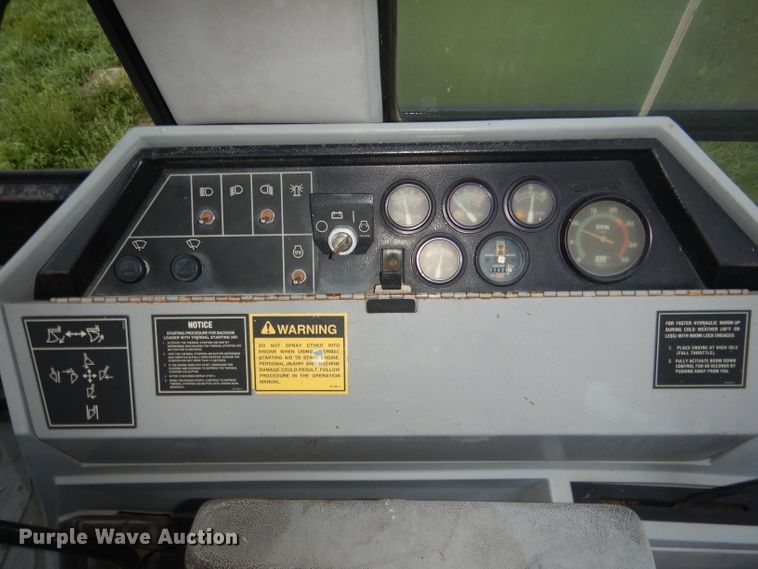 image for item DG5844 1993 Caterpillar 436B backhoe