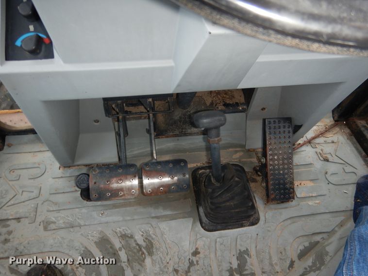 image for item DG5844 1993 Caterpillar 436B backhoe