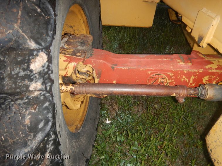 image for item DG5844 1993 Caterpillar 436B backhoe