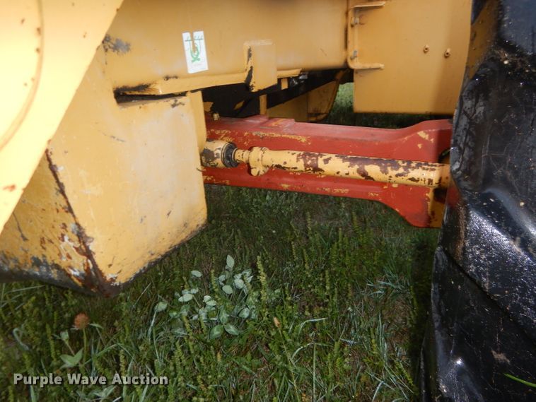 image for item DG5844 1993 Caterpillar 436B backhoe