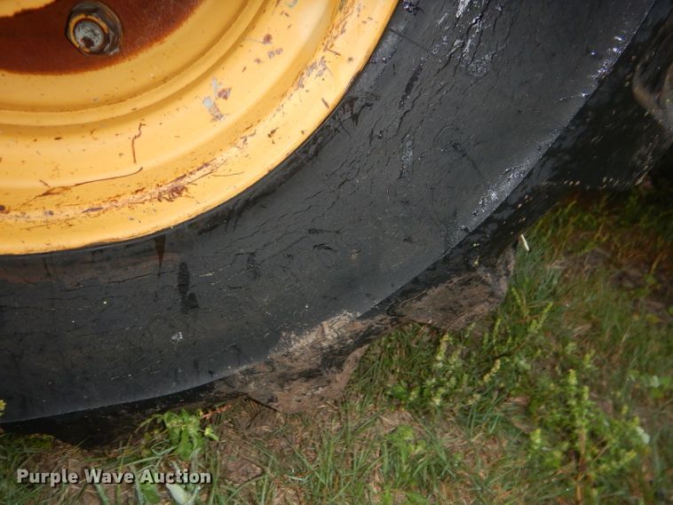 image for item DG5844 1993 Caterpillar 436B backhoe