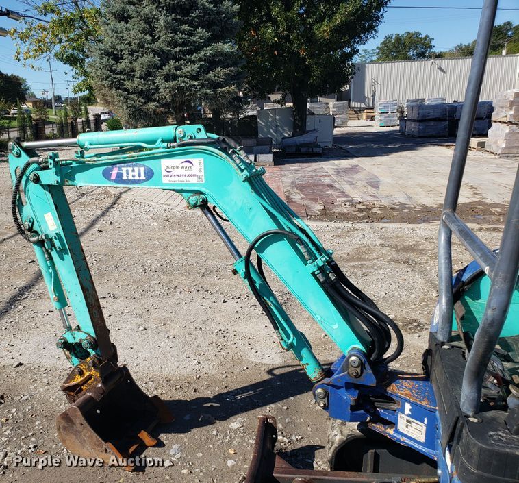 image for item DG7563 IHI 15NX mini excavator