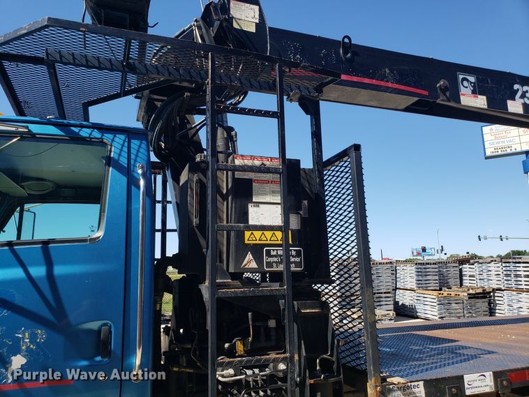 image for item DG7567 2004 Sterling L-Line crane truck