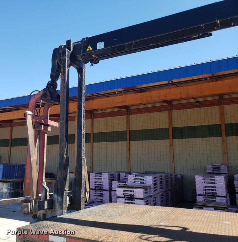 image for item DG7567 2004 Sterling L-Line crane truck