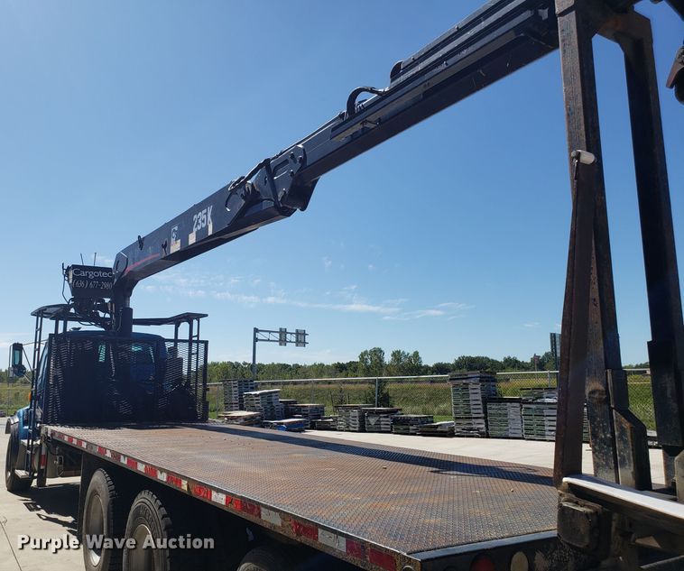 image for item DG7567 2004 Sterling L-Line crane truck