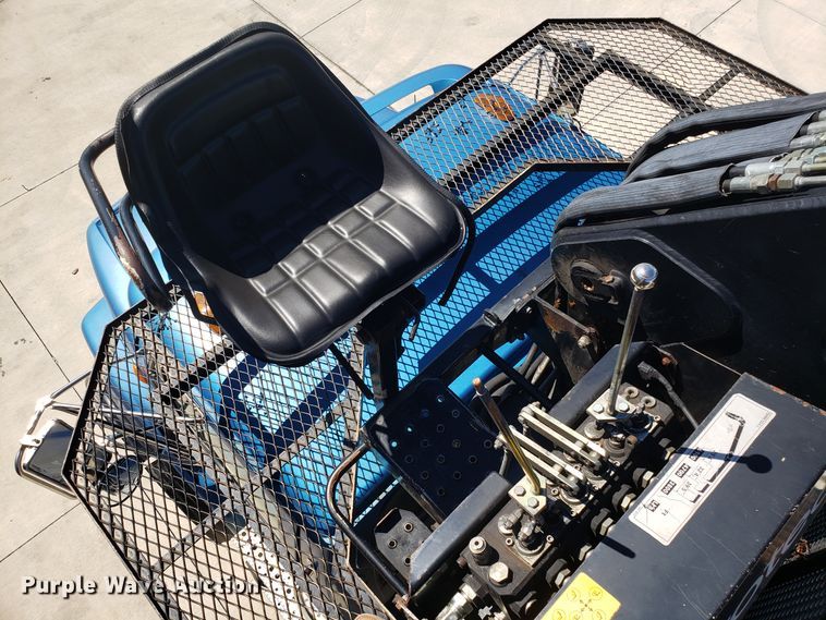 image for item DG7567 2004 Sterling L-Line crane truck