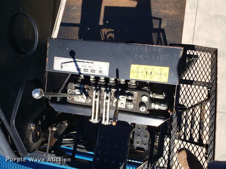 image for item DG7567 2004 Sterling L-Line crane truck