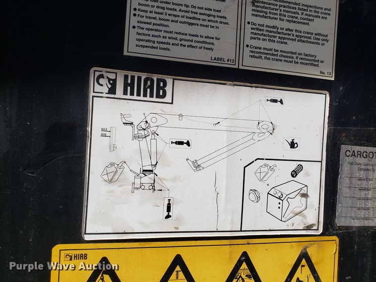 image for item DG7567 2004 Sterling L-Line crane truck