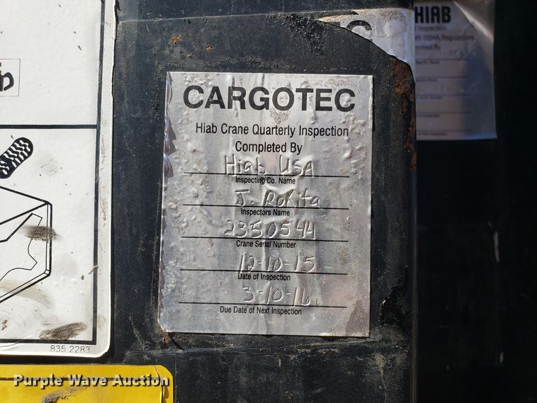 image for item DG7567 2004 Sterling L-Line crane truck