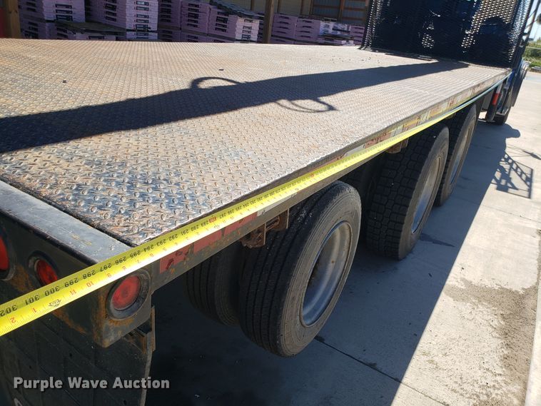 image for item DG7567 2004 Sterling L-Line crane truck