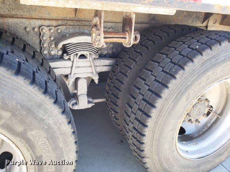 image for item DG7567 2004 Sterling L-Line crane truck