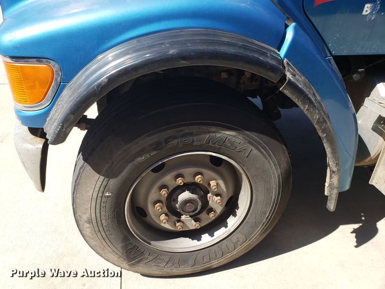 image for item DG7567 2004 Sterling L-Line crane truck