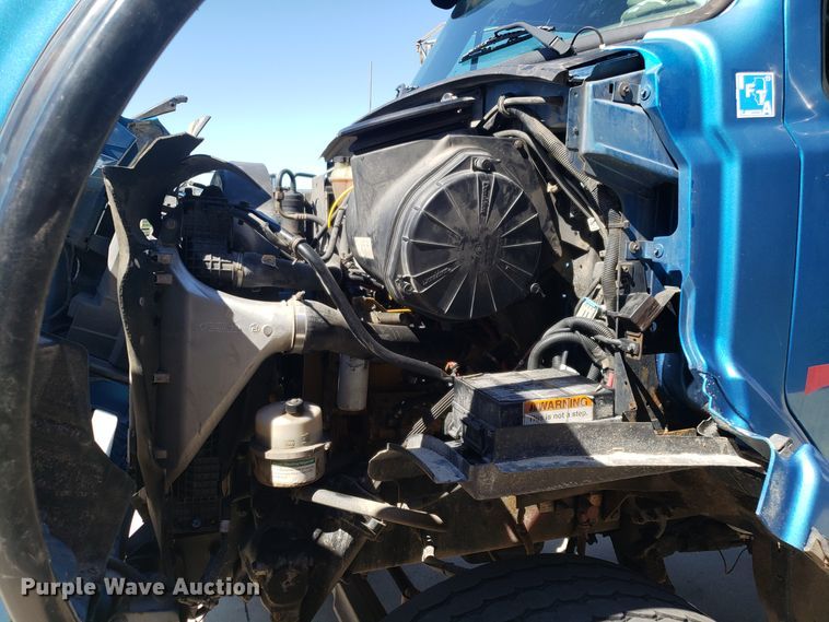 image for item DG7567 2004 Sterling L-Line crane truck