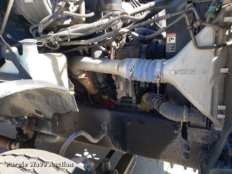 image for item DG7567 2004 Sterling L-Line crane truck