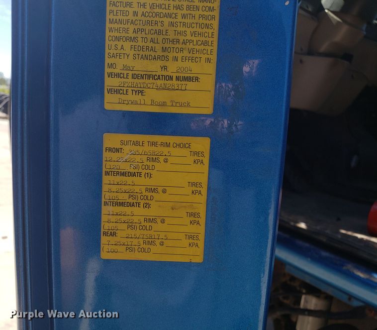 image for item DG7567 2004 Sterling L-Line crane truck