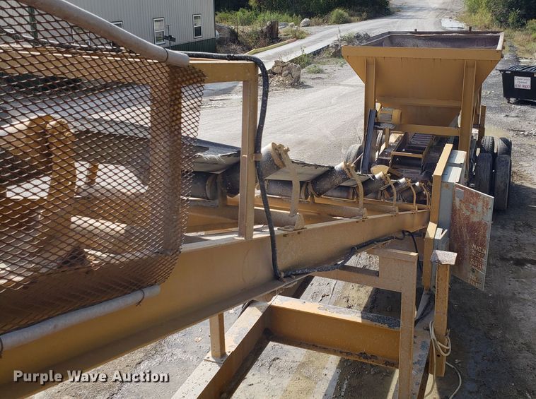 image for item DG7623 Simplicity two deck screen