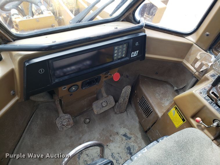 image for item DG7624 1994 Caterpillar 988F wheel loader