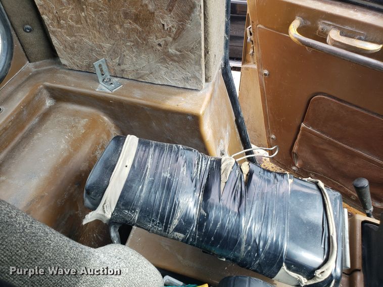 image for item DG7624 1994 Caterpillar 988F wheel loader