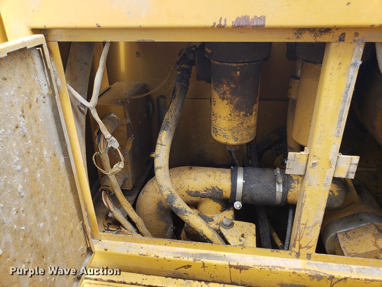 image for item DG7624 1994 Caterpillar 988F wheel loader