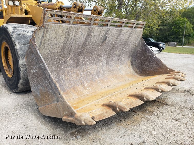 image for item DG7624 1994 Caterpillar 988F wheel loader