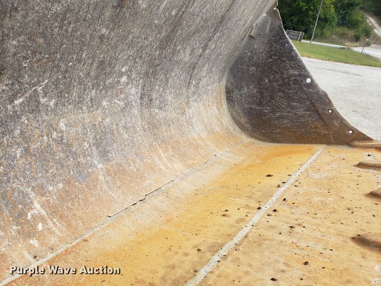 image for item DG7624 1994 Caterpillar 988F wheel loader