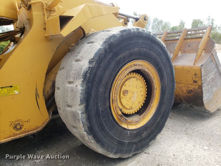 image for item DG7624 1994 Caterpillar 988F wheel loader