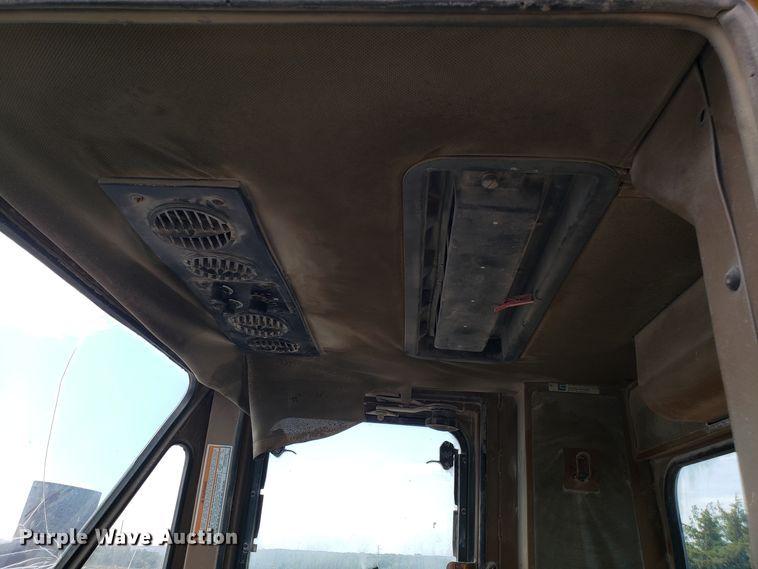 image for item DG7625 Caterpillar 988 wheel loader