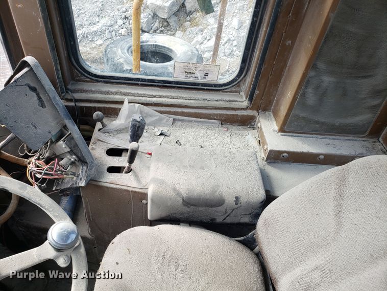 image for item DG7625 Caterpillar 988 wheel loader