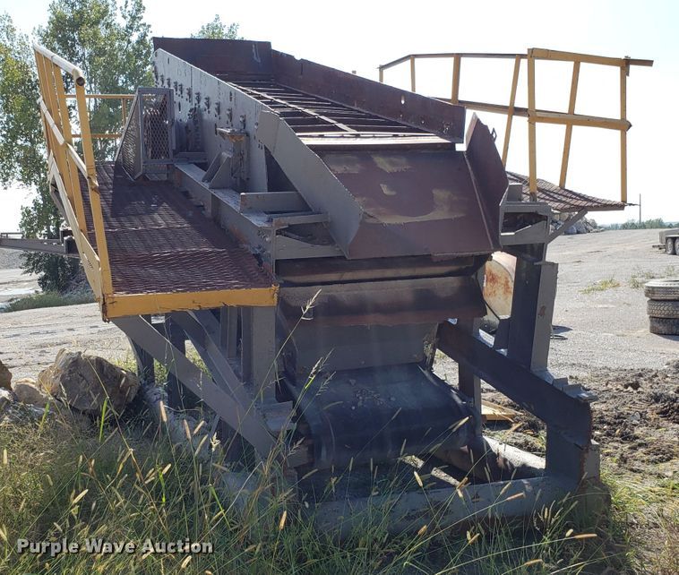 image for item DG7626 Hewitt Robins two deck screen