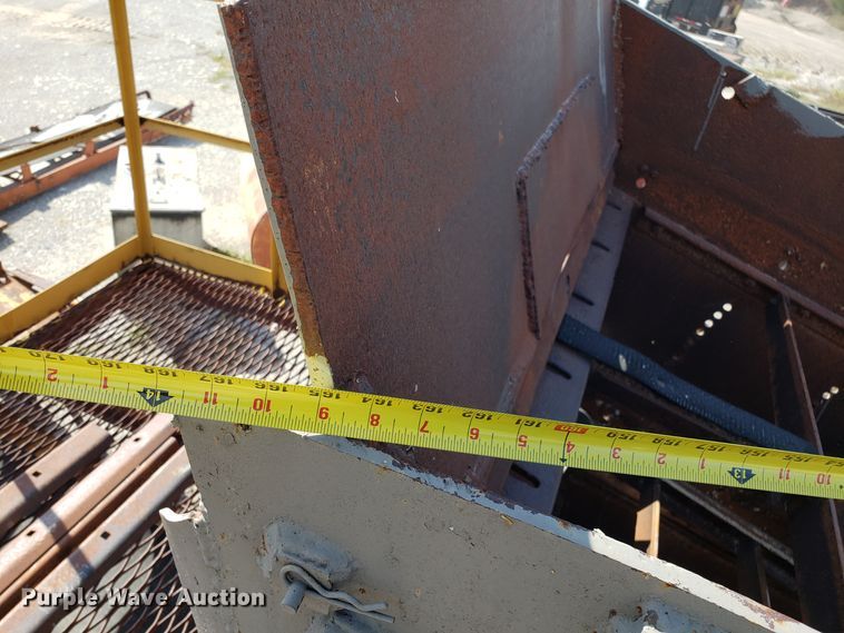 image for item DG7626 Hewitt Robins two deck screen