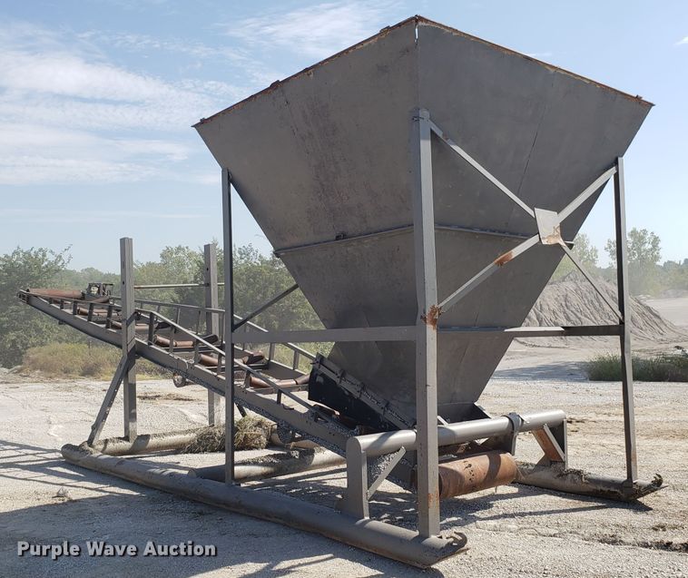 image for item DG7633 Bulk bin