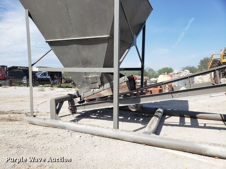 image for item DG7633 Bulk bin