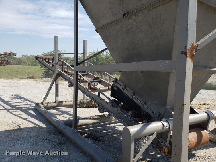 image for item DG7633 Bulk bin