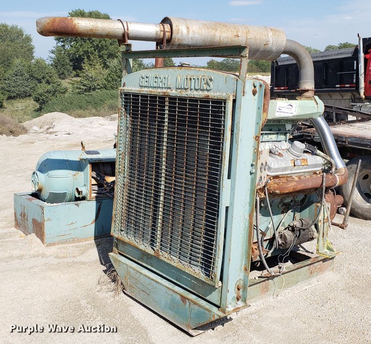 image for item DG7634 Detroit Diesel 8V71 V8 diesel engine