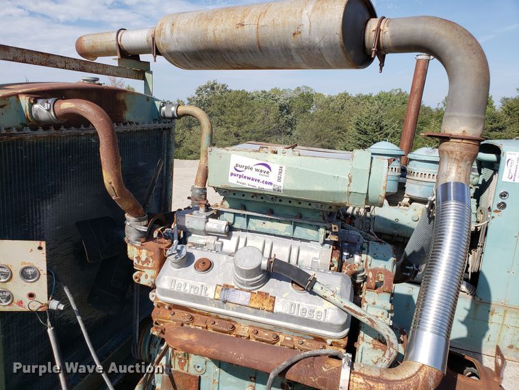 image for item DG7634 Detroit Diesel 8V71 V8 diesel engine