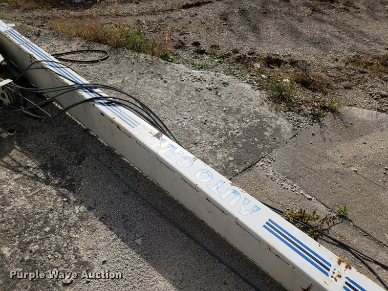 image for item DG7637 Autocrane