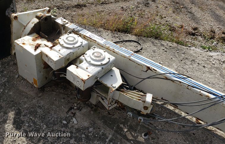 image for item DG7637 Autocrane