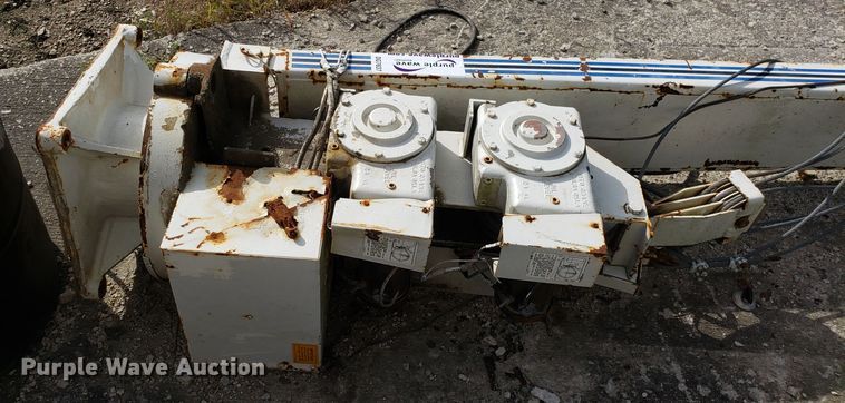 image for item DG7637 Autocrane