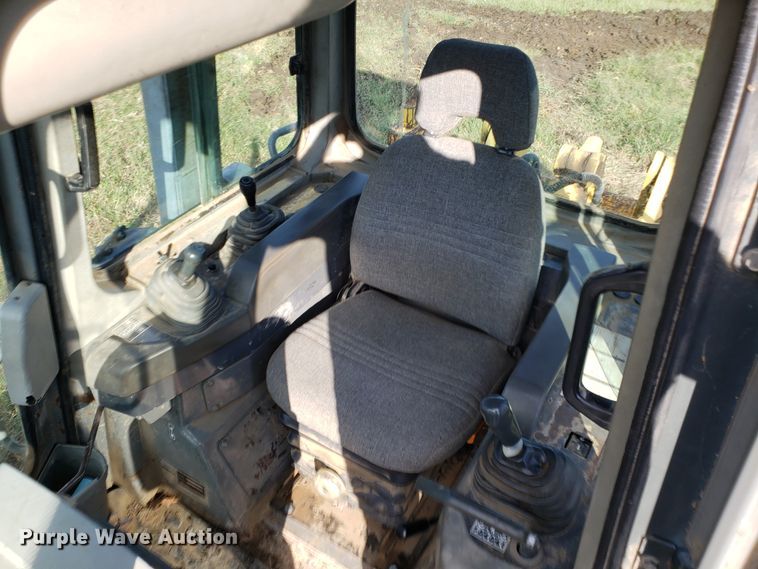 image for item DG7638 1998 Komatsu D65EX-12 dozer