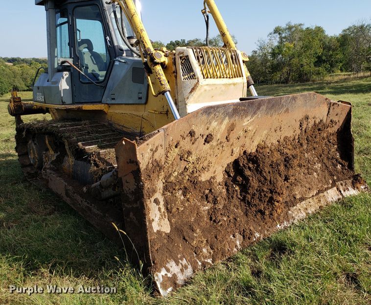 image for item DG7638 1998 Komatsu D65EX-12 dozer