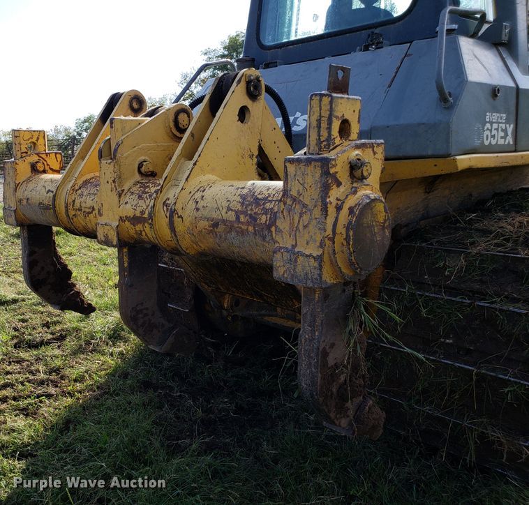 image for item DG7638 1998 Komatsu D65EX-12 dozer