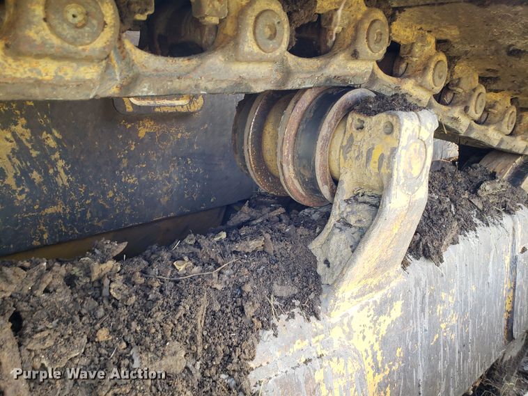 image for item DG7638 1998 Komatsu D65EX-12 dozer