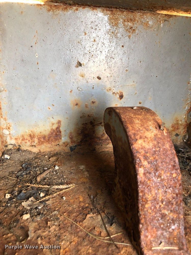 image for item DG7642 KL Metal Fabricating Inc. roll-off container