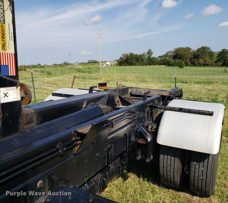 image for item DG7644 2014 Freightliner Business Class M2 hooklift truck